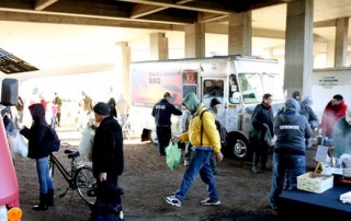 salem food trucks thanksgiving