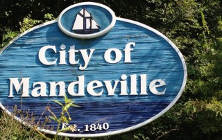 mandeville la sign