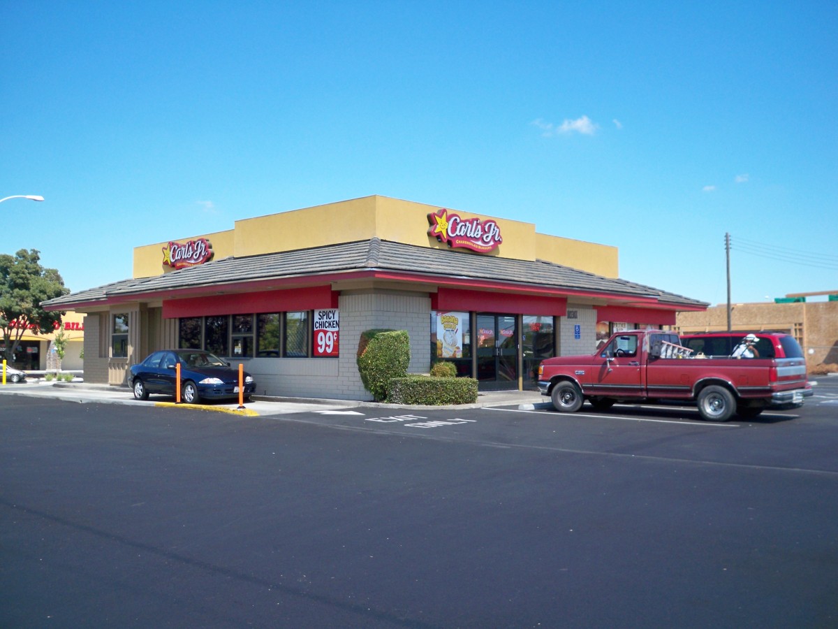 How Much Does it Cost to Open a Carl's Jr.? (2024 Update)